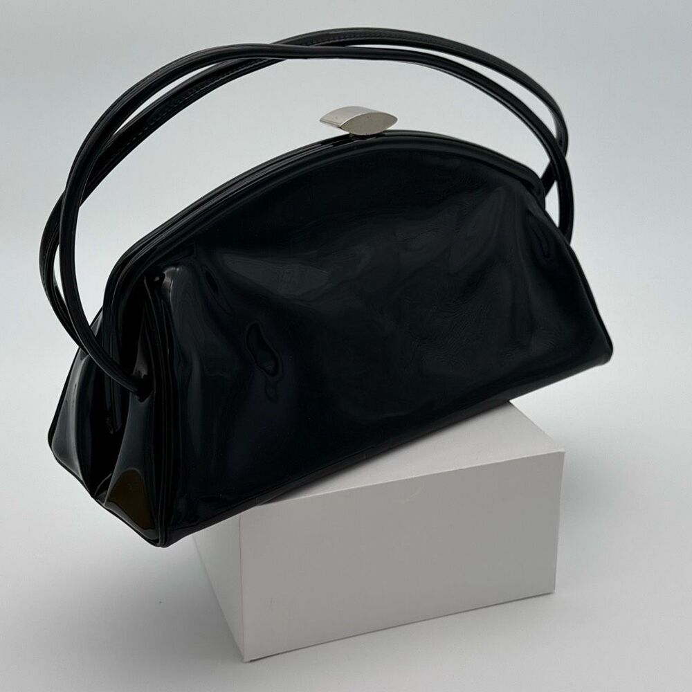 1950s Garay Black‎ Patent Leather Evening Bag Polka Dot Lining Kiss Lock Frame